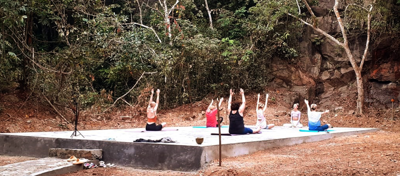 Yoga in Unawatuna